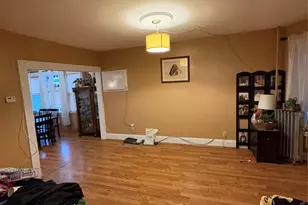 104-09 189th St, Saint Albans, NY 11412 - Photo 8