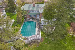 1-27 Beverly Rd, Douglaston, NY 11363 - Photo 8