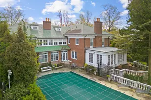 1-27 Beverly Rd, Douglaston, NY 11363 - Photo 20