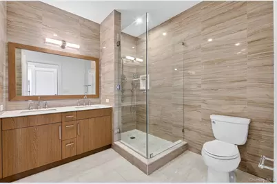 100 Garvies Point Road #1304, Glen Cove, NY 11542 - Photo 24