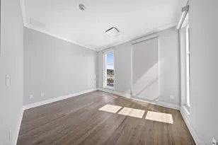 100 Garvies Point Rd, Glen Cove, NY 11542 - Photo 16