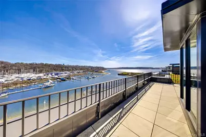 100 Garvies Point Road #1304, Glen Cove, NY 11542 - Photo 2