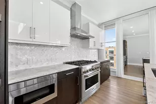 100 Garvies Point Rd, Glen Cove, NY 11542 - Photo 14