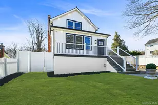 159 Rosewood Rd, Kings Park, NY 11754 - Photo 4