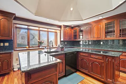 209 S Ocean Avenue, Bayport, NY 11705 - Photo 4