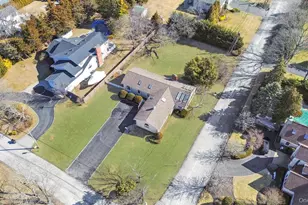 209 S Ocean Ave, Bayport, NY 11705 - Photo 32