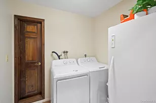 209 S Ocean Ave, Bayport, NY 11705 - Photo 22