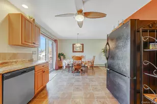 842 Greenlawn Ave, Islip Terrace, NY 11752 - Photo 12