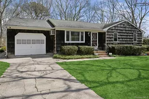 4 Columbine Ave S, Hampton Bays, NY 11946 - Photo 48