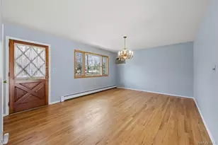 4 Columbine Ave S, Hampton Bays, NY 11946 - Photo 8