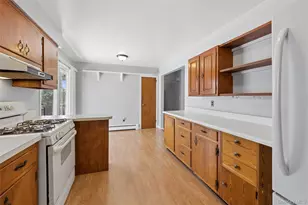 4 Columbine Ave S, Hampton Bays, NY 11946 - Photo 14