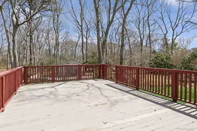 4 Columbine Avenue S, Hampton Bays, NY 11946 - Photo 42