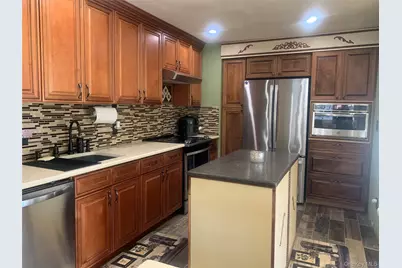 159 Parkwood Drive, Shirley, NY 11967 - Photo 6