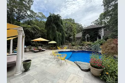 31 W Meadow Road, Setauket, NY 11733 - Photo 26