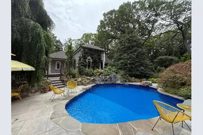 31 W Meadow Road, Setauket, NY 11733 - Photo 24