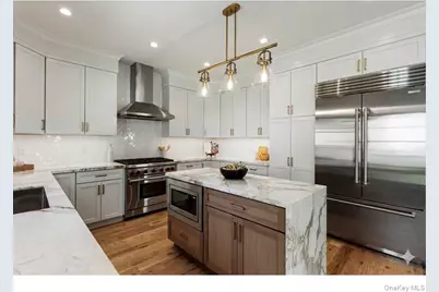 33 3rd Street, Manhasset, NY 11030 - Photo 4