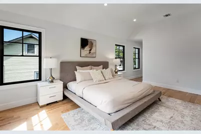 33 3rd Street, Manhasset, NY 11030 - Photo 18