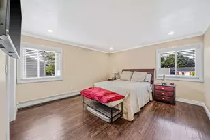 360 Woodside Ave, Bellport, NY 11713 - Photo 16