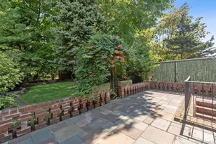 64-23 Alderton St, Rego Park, NY 11374 - Photo 12