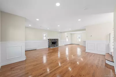 65 Mount Joy Avenue, Freeport, NY 11520 - Photo 4