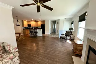 5 White Oak Ct, Coram, NY 11727 - Photo 8