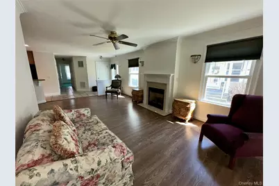 5 White Oak Court #5, Coram, NY 11727 - Photo 10