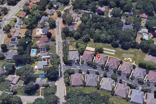 5 White Oak Ct, Coram, NY 11727 - Photo 2