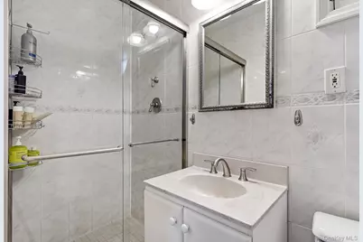 44 Darling Avenue, New Rochelle, NY 10804 - Photo 14