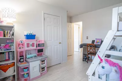 68 Parkside Drive #68, Suffern, NY 10901 - Photo 16