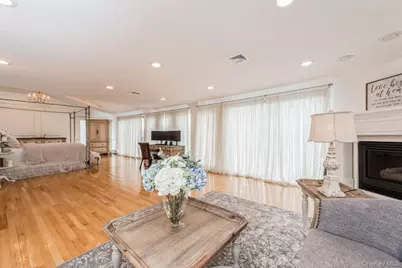 82 Division Avenue, Massapequa, NY 11758 - Photo 20