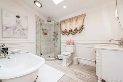 82 Division Avenue, Massapequa, NY 11758 - Photo 22