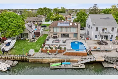 82 Division Avenue, Massapequa, NY 11758 - Photo 34