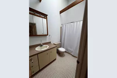 2581 Roanoke Avenue, Riverhead, NY 11901 - Photo 14