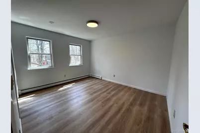 2581 Roanoke Avenue, Riverhead, NY 11901 - Photo 16