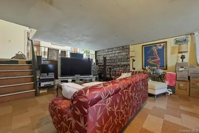 34 Bonnie Drive, Westbury, NY 11590 - Photo 26