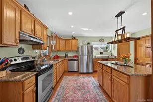 19 Arrowhead Ln, Narrowsburg, NY 12764 - Photo 4