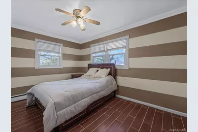 73 E Beach Promenade, Lindenhurst, NY 11757 - Photo 16