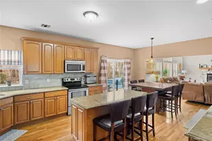 287 Dayton Ave, Manorville, NY 11949 - Photo 12