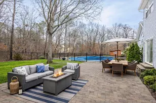 287 Dayton Ave, Manorville, NY 11949 - Photo 20