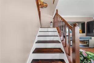 1 Clubhouse Cir, Central Islip, NY 11722 - Photo 16