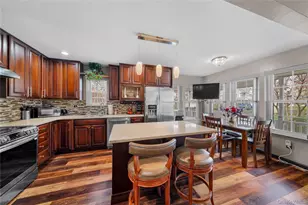 1 Clubhouse Cir, Central Islip, NY 11722 - Photo 10