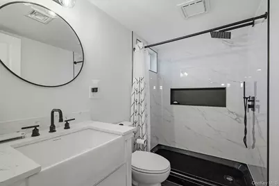 2903 Sipp Avenue, Medford, NY 11763 - Photo 28