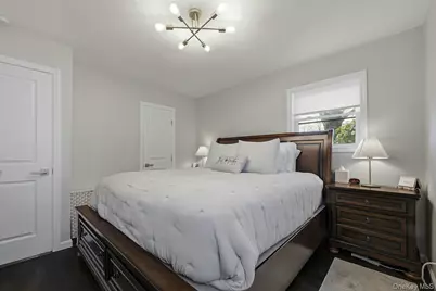 2903 Sipp Avenue, Medford, NY 11763 - Photo 18