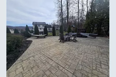 104 Winding Brook Court, Cornwall, NY 12553 - Photo 8