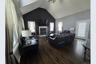 104 Winding Brook Court, Cornwall, NY 12553 - Photo 14