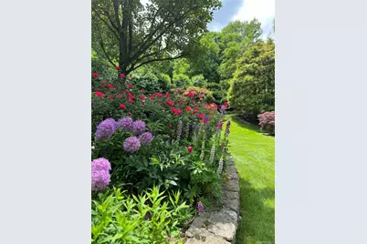 21 Hemlock Hills, Chappaqua, NY 10514 - Photo 32