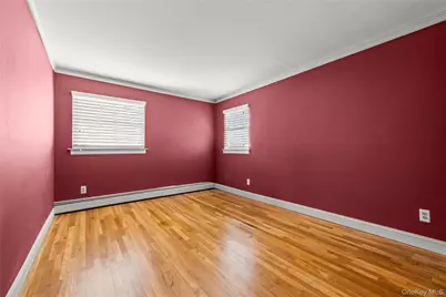 86 Tremont Avenue, Medford, NY 11763 - Photo 16