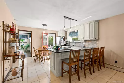 86 Tremont Avenue, Medford, NY 11763 - Photo 32