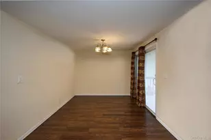 390 Town Line Rd, Commack, NY 11725 - Photo 6