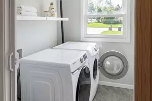 11 Manor Ln, Stony Brook, NY 11790 - Photo 14